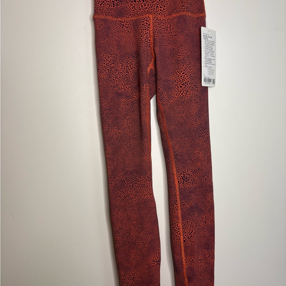 NWT Lululemon High-Rise Leggings